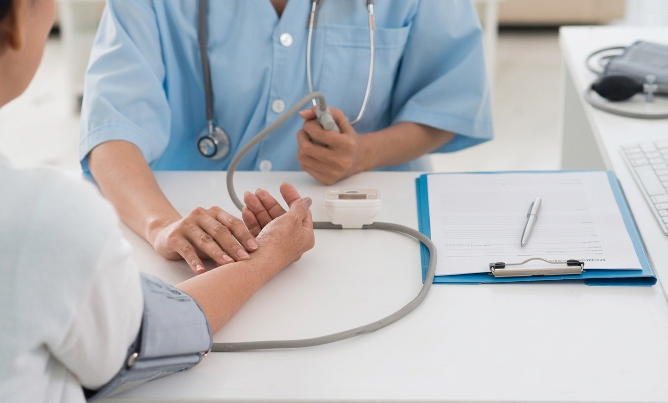 Medical team and inpatient care at Life Line Diagnostic & Cardiac Hospital